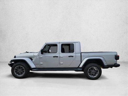Used 2020 Jeep Gladiator Overland image 8