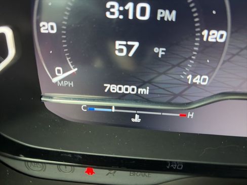 Used 2022 GMC Yukon Denali image 17