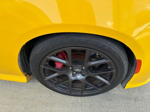 Used 2017 Dodge Charger R/T Scat Pack w/ Beats Audio Group RWD image 22