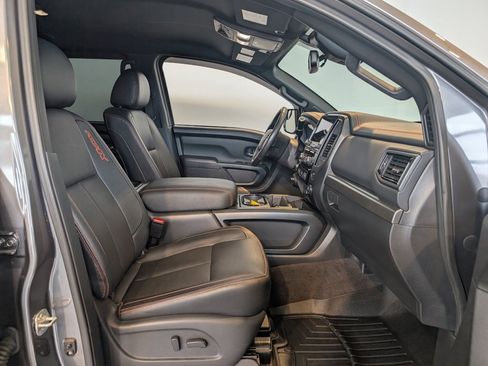 Used 2021 Nissan Titan PRO-4X w/ Pro-4x Convenience Package image 28