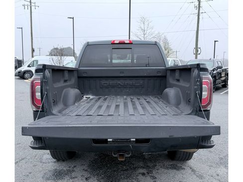 Used 2018 GMC Sierra 1500 Denali w/ Denali Ultimate Package image 9