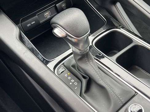 Certified 2025 Kia Telluride LX image 26