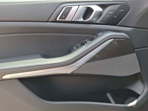 Used 2025 BMW X5 M60i w/ Executive Package image 12