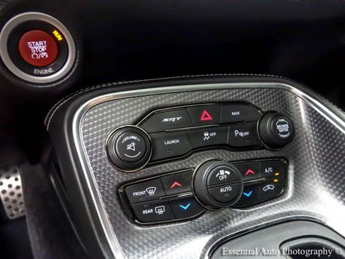 Used 2016 Dodge Challenger SRT Hellcat RWD image 20