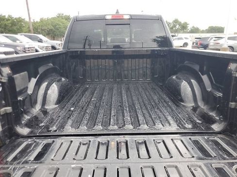 Used 2025 RAM 1500 Laramie AWD/4WD image 7