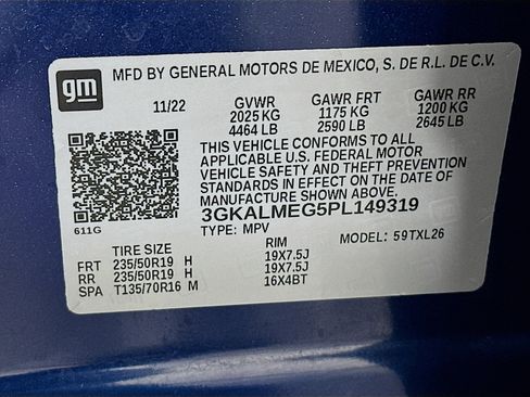 Used 2023 GMC Terrain SLE w/ Elevation Edition image 12