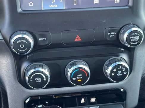 Used 2024 RAM 2500 Big Horn image 21