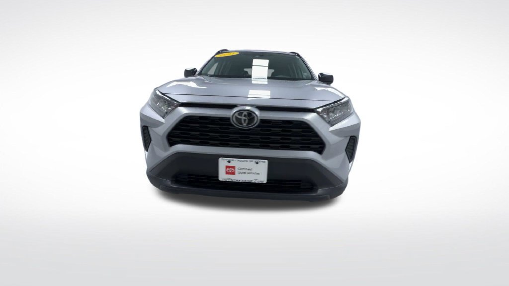 Certified 2021 Toyota RAV4 LE w/ Carpet Mat Package (TMS) AWD/4WD image 4
