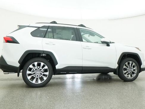New 2025 Toyota RAV4 XLE Premium image 18