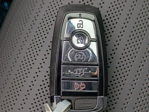 New 2026 Lincoln Nautilus Reserve image 25