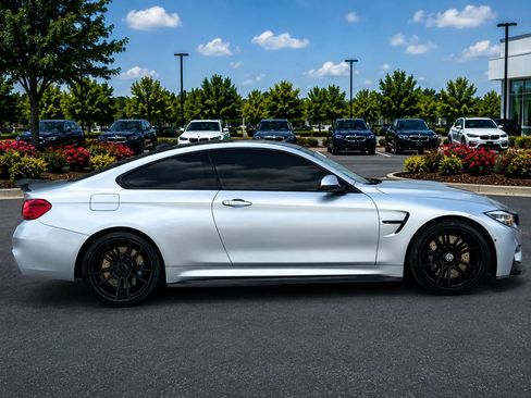 Used 2018 BMW M4 Coupe RWD image 6