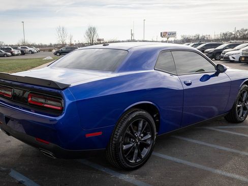 Used 2021 Dodge Challenger SXT w/ Driver Convenience Group image 29