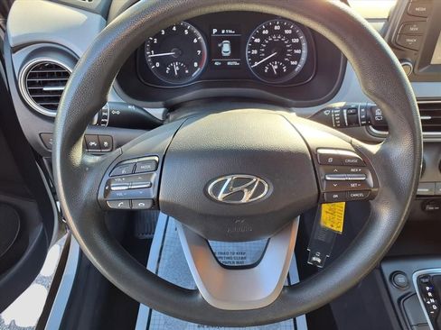 Used 2021 Hyundai Kona SE image 25