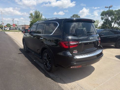 Used 2024 INFINITI QX80 Sensory AWD/4WD image 4