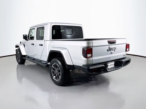 Used 2023 Jeep Gladiator Overland image 9