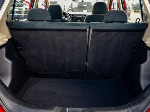 Used 2010 Nissan Versa 1.8 S image 21