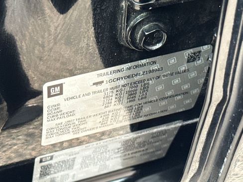 Used 2020 Chevrolet Silverado 1500 LT w/ Trailering Package image 40