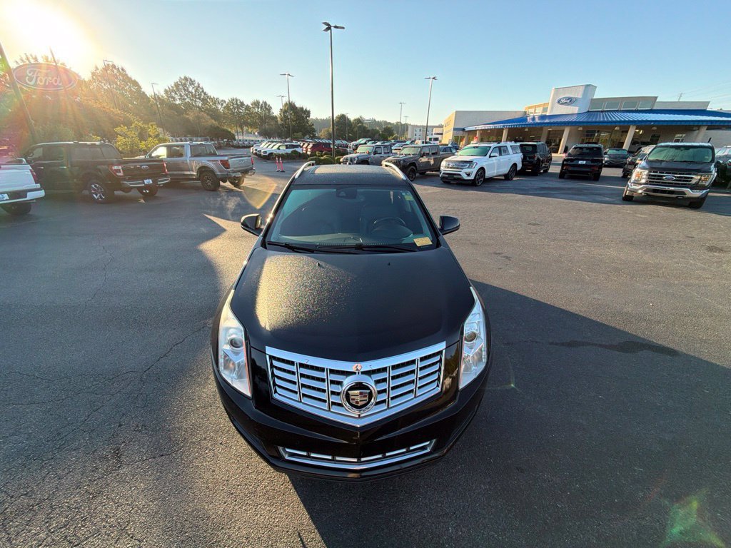 Used 2016 Cadillac SRX Luxury w/ Driver Awareness Package AWD/4WD image 26