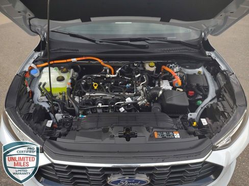 New 2025 Ford Escape ST-Line Elite w/ Tech Pack #2 image 30