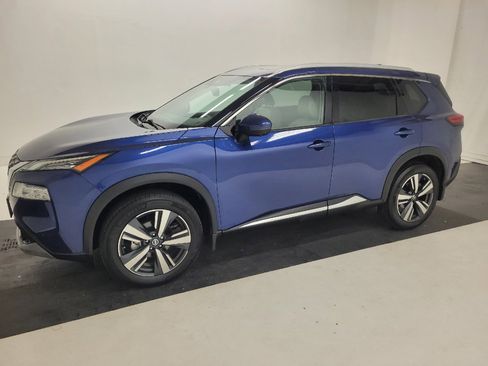 Used 2021 Nissan Rogue SL w/ Premium Package AWD/4WD image 2