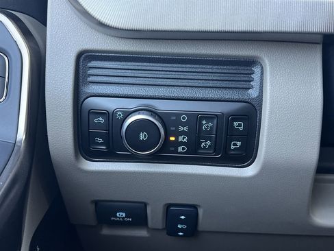 New 2026 Ford F250 Platinum w/ Platinum Plus Package image 15