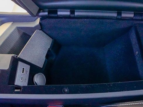 Used 2026 Cadillac CT5 Premium Luxury w/ Sun And Sound Package image 17