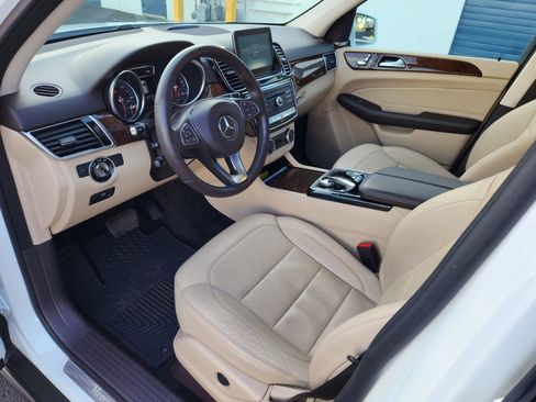 Used 2017 Mercedes-Benz GLE 350 4MATIC image 8