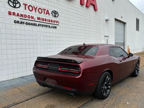 Used 2021 Dodge Challenger R/T Scat Pack w/ Shaker Package image 5