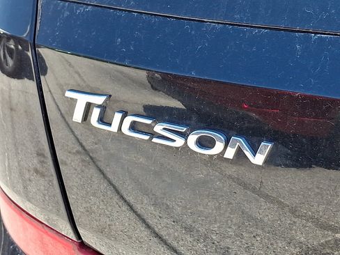 Used 2018 Hyundai Tucson Value w/ Cargo Package AWD/4WD image 13