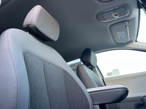 New 2026 Hyundai Ioniq 5 SE image 17