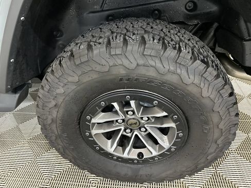 Used 2024 Jeep Wrangler Unlimited Rubicon 392 AWD/4WD image 10