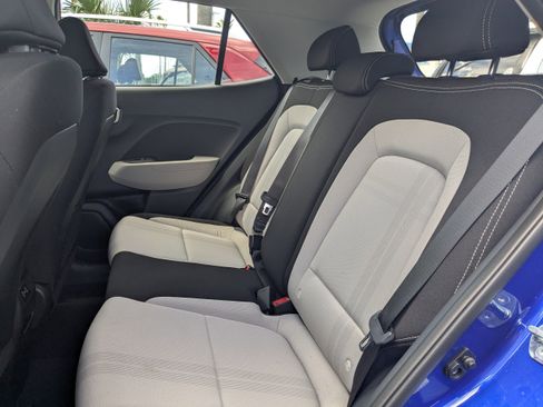 New 2025 Hyundai Venue SEL image 13