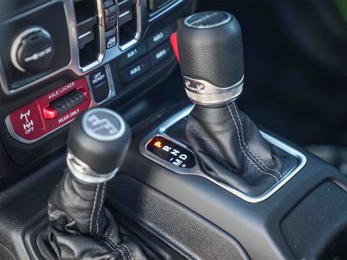 New 2026 Jeep Gladiator Sport image 20