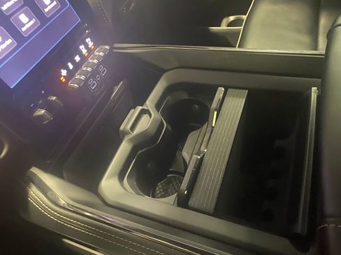 Used 2024 RAM 1500 Limited image 14