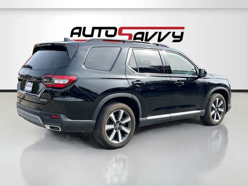 Used 2023 Honda Pilot Touring image 7