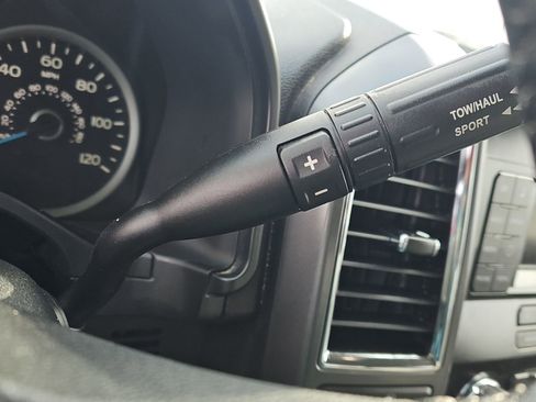 Used 2015 Ford F150 XLT w/ Equipment Group 301A Mid image 14