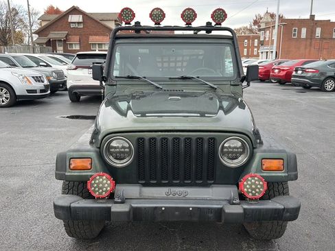 Used 1998 Jeep Wrangler Sport image 2