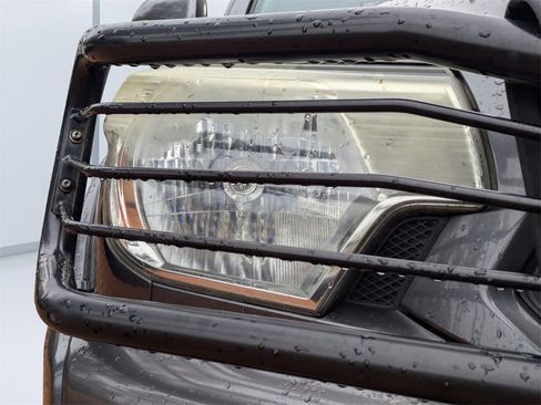 Used 2014 Toyota Tacoma PreRunner image 9