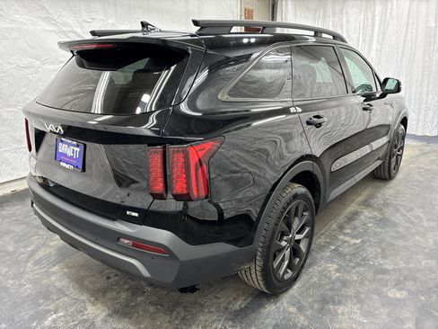 Certified 2023 Kia Sorento X-Line EX AWD/4WD image 3