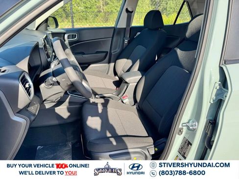 New 2026 Hyundai Venue SE image 16