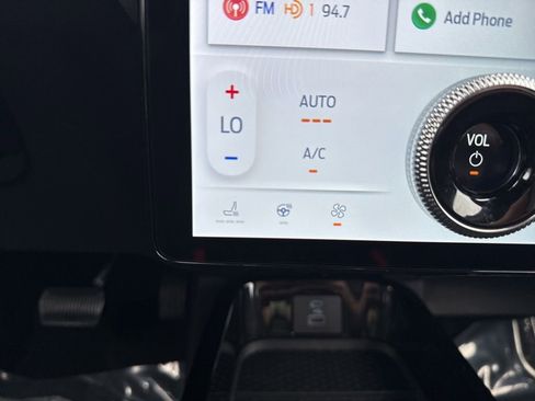 Certified 2022 Ford Mustang Mach-E GT image 32