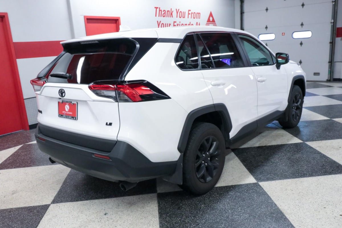 Used 2024 Toyota RAV4 LE FWD image 7