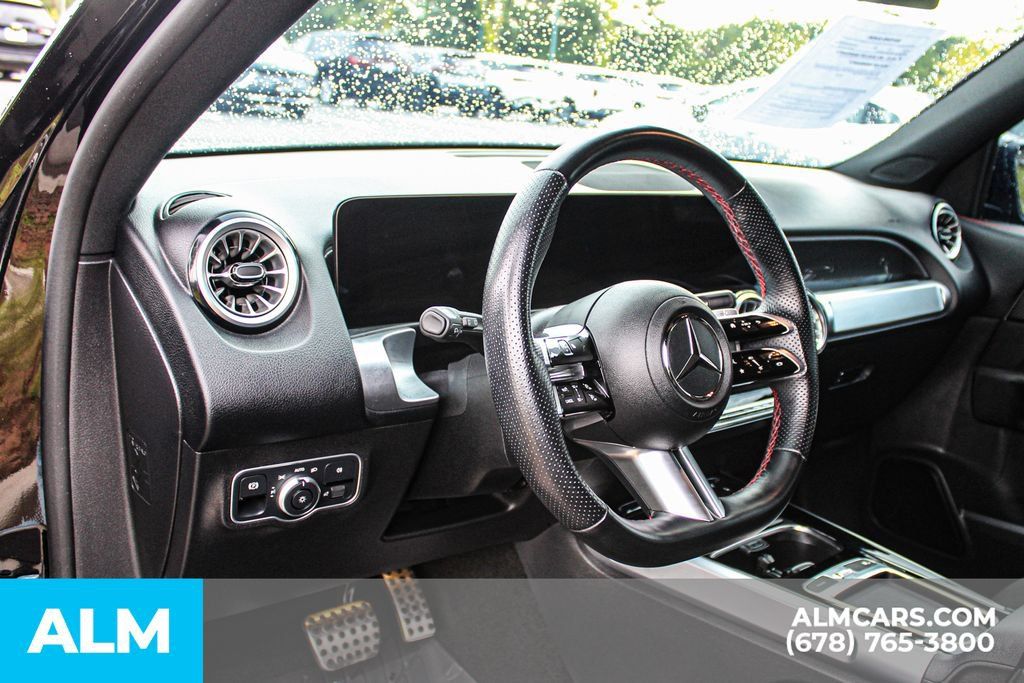 Used 2025 Mercedes-Benz GLB 250 image 22