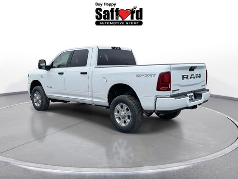 New 2026 RAM 2500 Big Horn AWD/4WD image 5