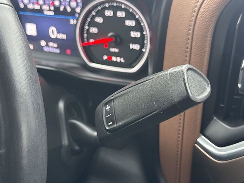 Used 2019 Chevrolet Silverado 1500 High Country w/ Technology Package image 15