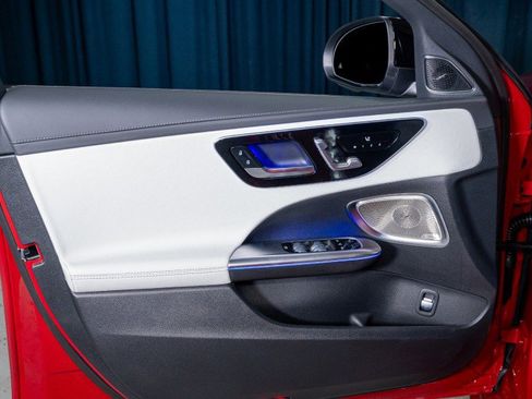 Certified 2025 Mercedes-Benz C 300 Sedan image 12