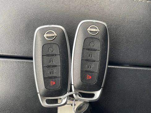 Certified 2023 Nissan Rogue SV AWD/4WD image 18