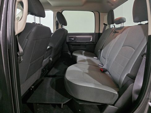 Used 2022 RAM 1500 Classic SLT image 20