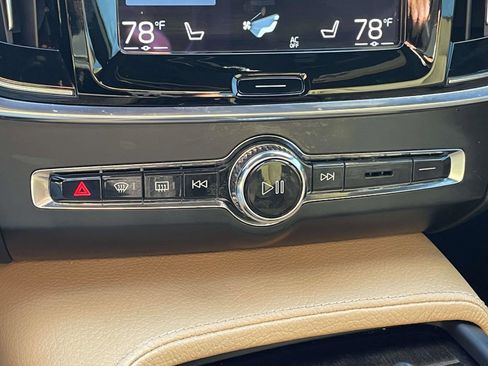 Used 2018 Volvo S90 T5 Momentum w/ Convenience Package FWD image 28