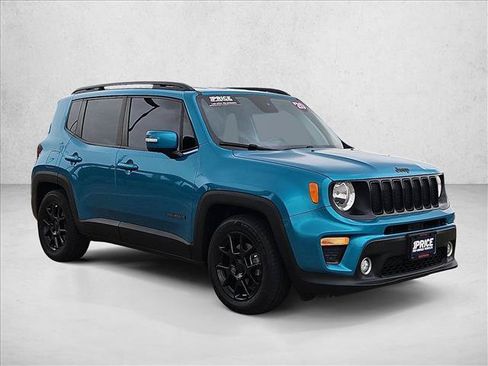 Used 2020 Jeep Renegade Altitude FWD image 3